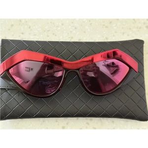 100% AUTHENTIC Bottega Veneta Chrome Cat Eye Women’s Sunglasses RARE RED